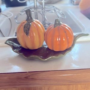 Cracker Barrel pumpkin salt, and pepper shakers never been used box damaged